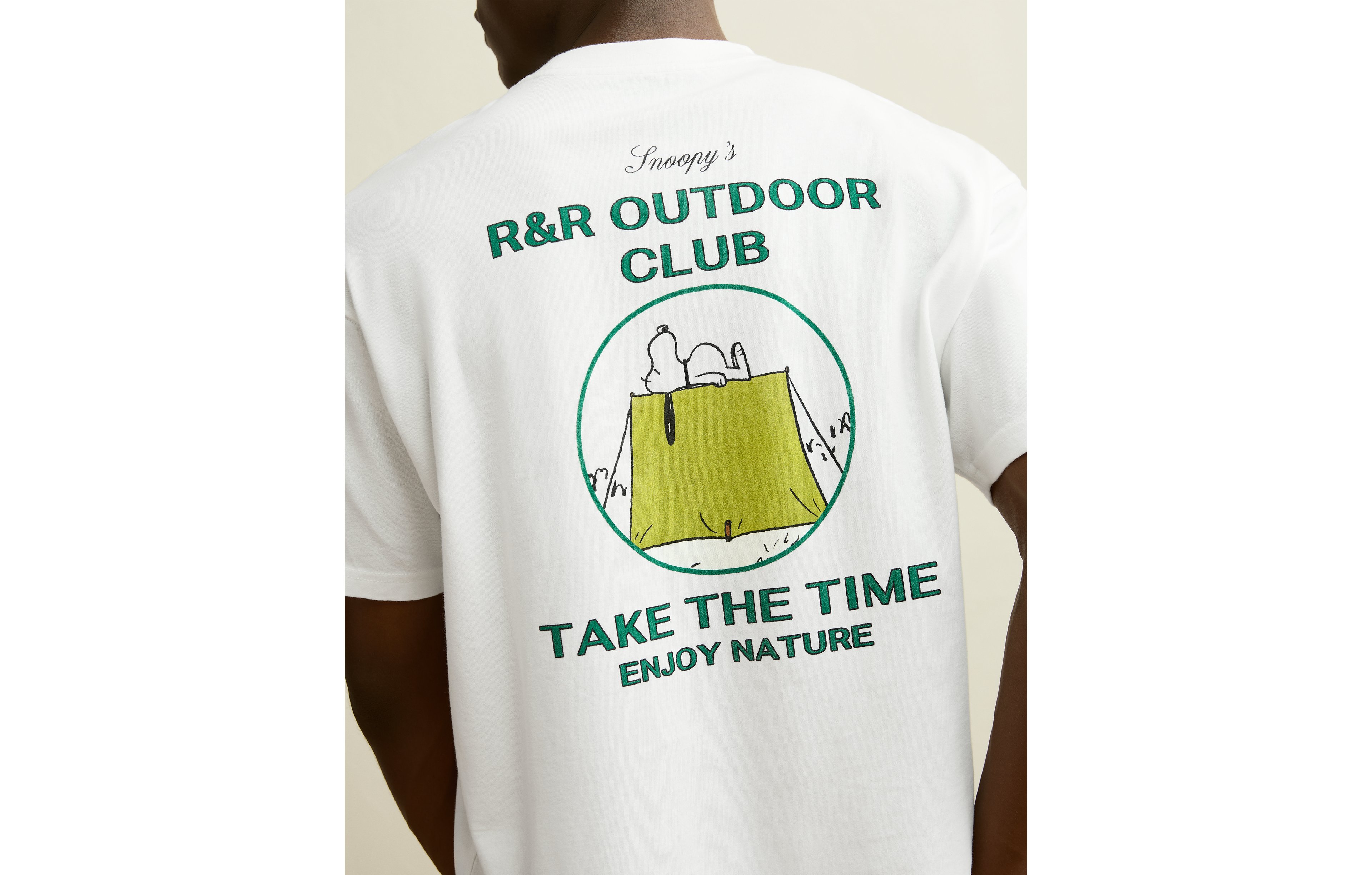 AE Boxy Fit Snoopy Graphic T-Shirt