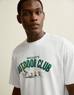 AE Boxy Fit Snoopy Graphic T-Shirt