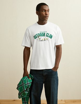 AE Boxy Fit Snoopy Graphic T-Shirt