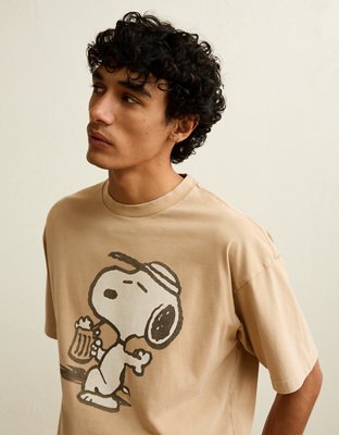 AE Boxy Fit Snoopy Graphic T-Shirt