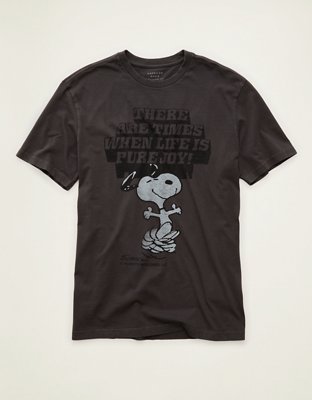 AE Standard Fit Snoopy Graphic T-Shirt