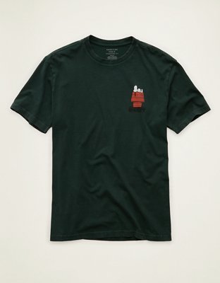 AE Standard Fit Snoopy Graphic T-Shirt