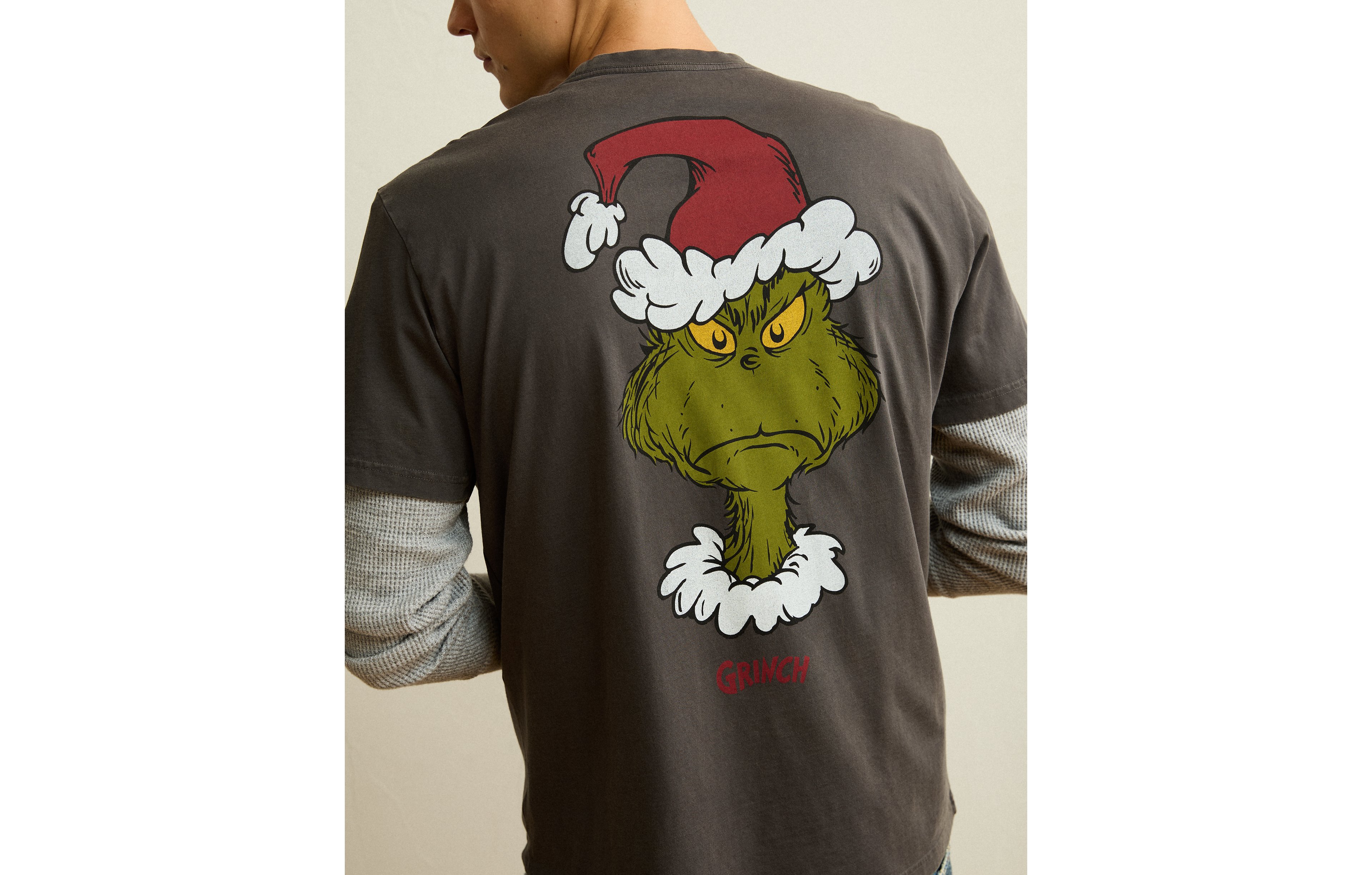 AE Standard Fit Grinch Graphic T-Shirt