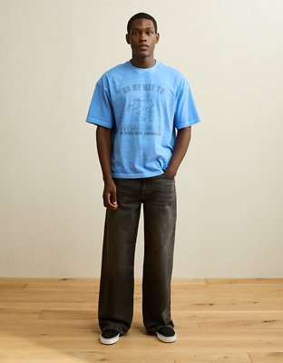 AE Boxy Fit Snoopy Graphic T-Shirt