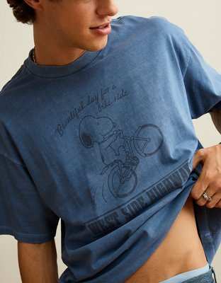 AE Boxy Fit Snoopy Graphic T-Shirt