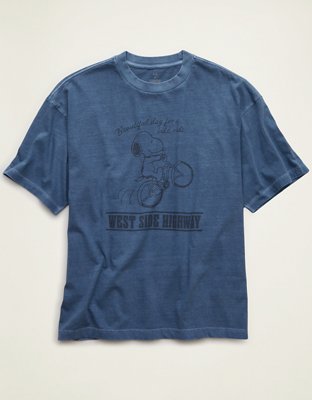 AE Boxy Fit Snoopy Graphic T-Shirt