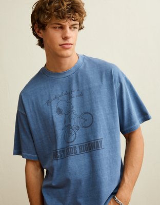 AE Boxy Fit Snoopy Graphic T-Shirt