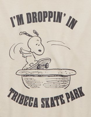AE Boxy Fit Snoopy Graphic T-Shirt