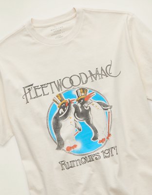 AE Standard Fit Fleetwood Mac Graphic T-Shirt