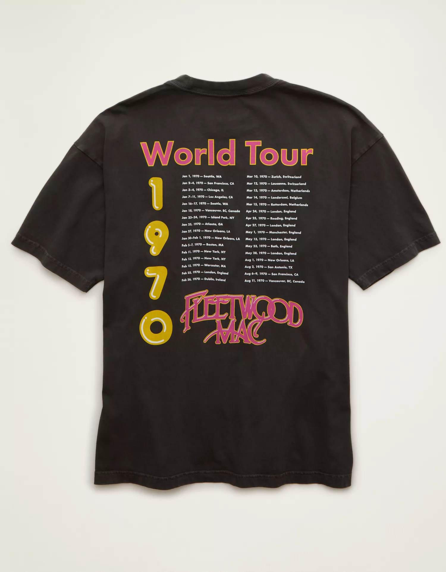 AE Boxy Fit Fleetwood Mac Graphic T-Shirt