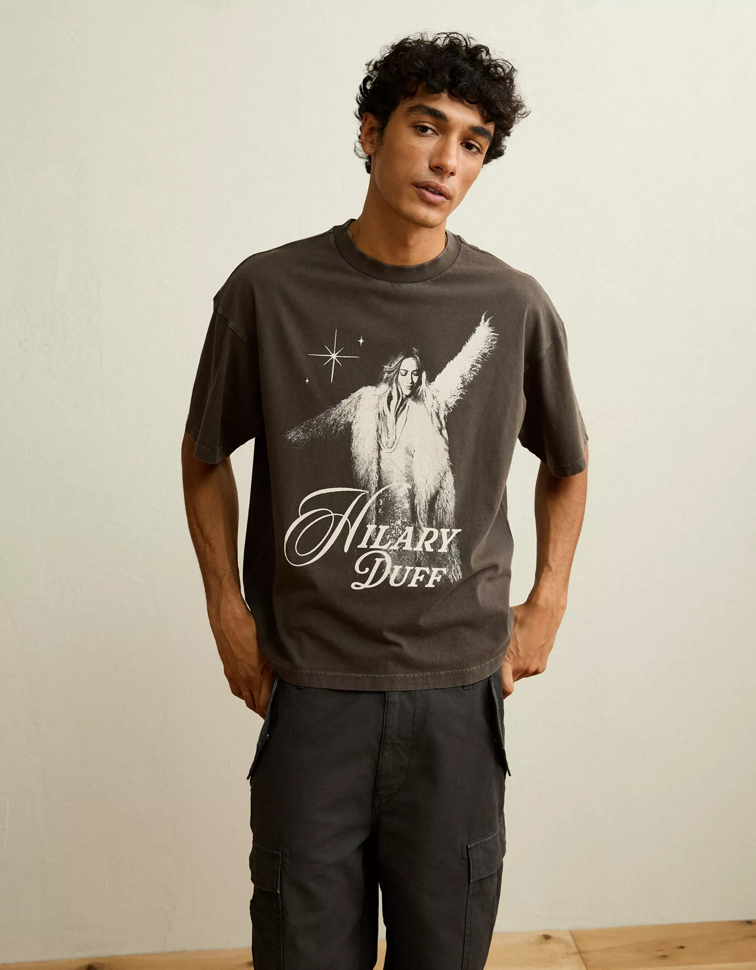 AE Boxy Fit Hilary Duff Graphic T-Shirt