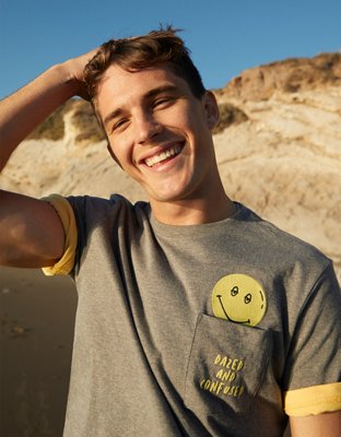 Tailgate Men's Dazed and Confused Pocket T-Shirt