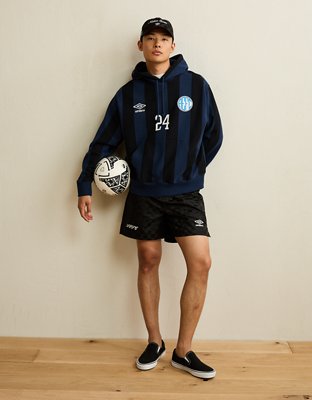AE x Umbro Graphic Fleece Hoodie | American Eagle