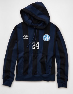AE x Umbro Graphic Fleece Hoodie | American Eagle