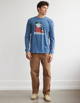 AE Long-Sleeve Snoopy Graphic Holiday T-Shirt