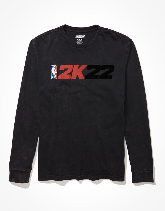 Tailgate Men's NBA2K22 Long-Sleeve Graphic T-Shirt