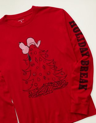 AE Standard Fit Snoopy Long-Sleeve Graphic T-Shirt