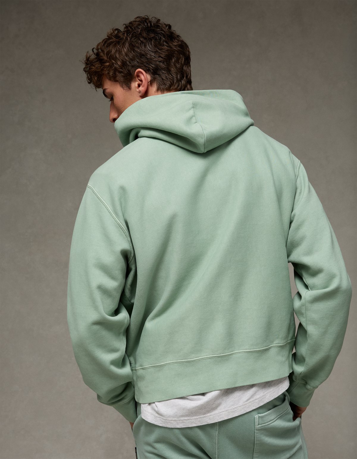 AE Laidback Luxe Heavyweight Hoodie - image 2