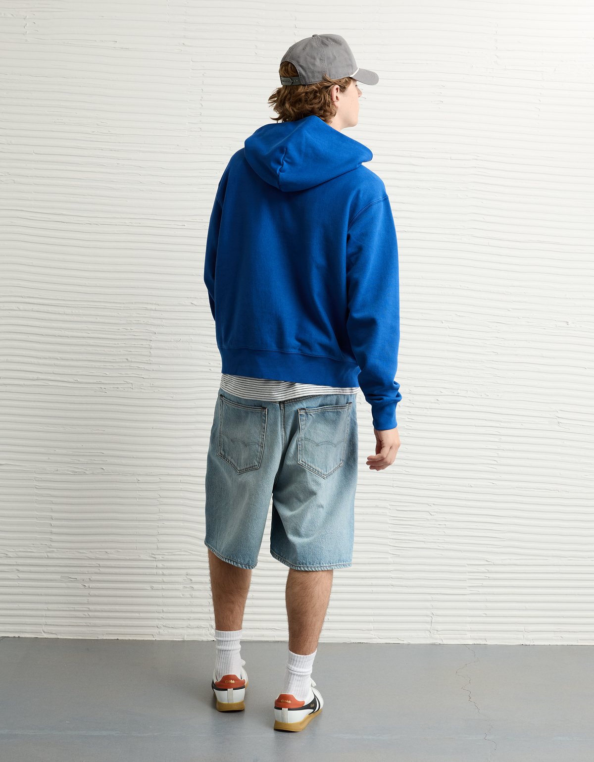 AE Laidback Luxe Heavyweight Hoodie - image 2