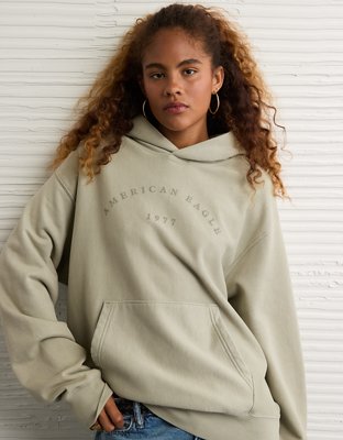 AE Laidback Luxe Heavyweight Graphic Hoodie