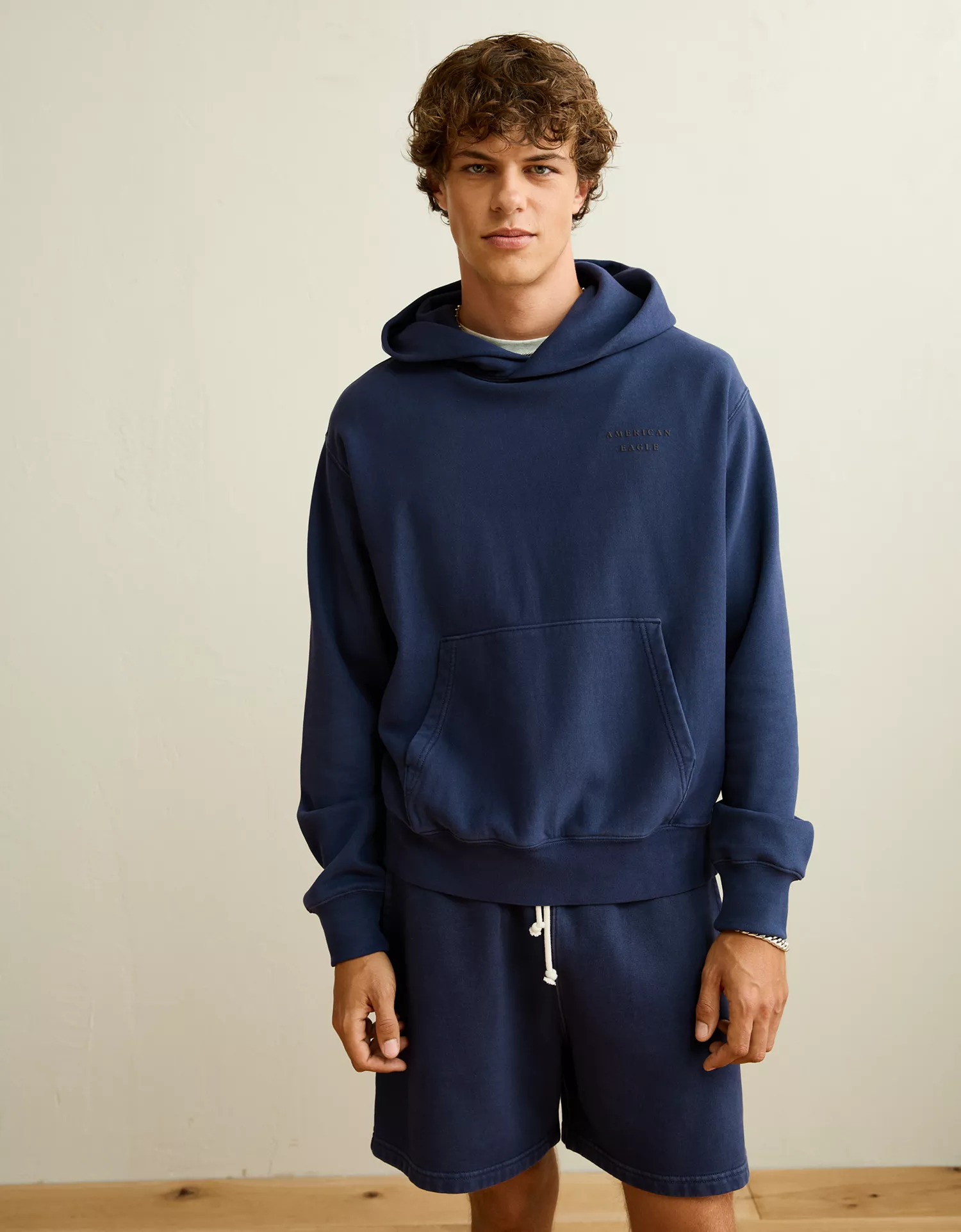 AE Laidback Luxe Heavyweight Graphic Hoodie - thumbnail 7