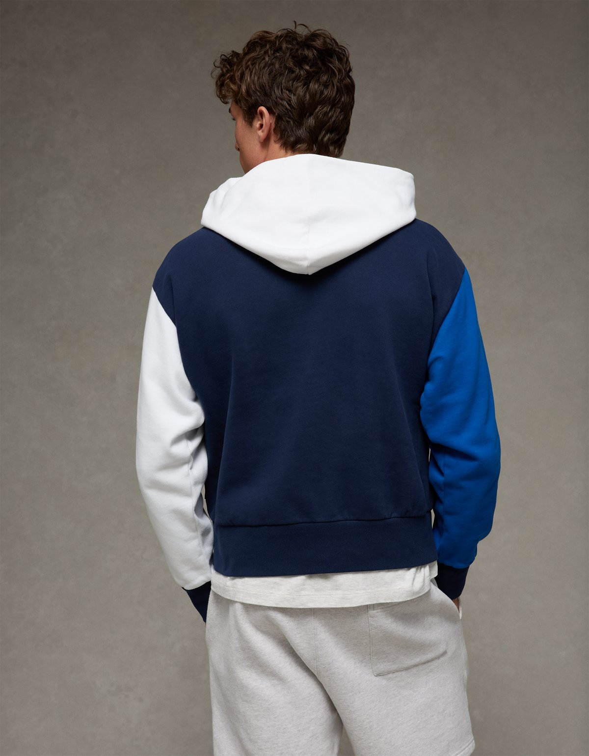 AE Laidback Luxe Heavyweight Hoodie - image 3