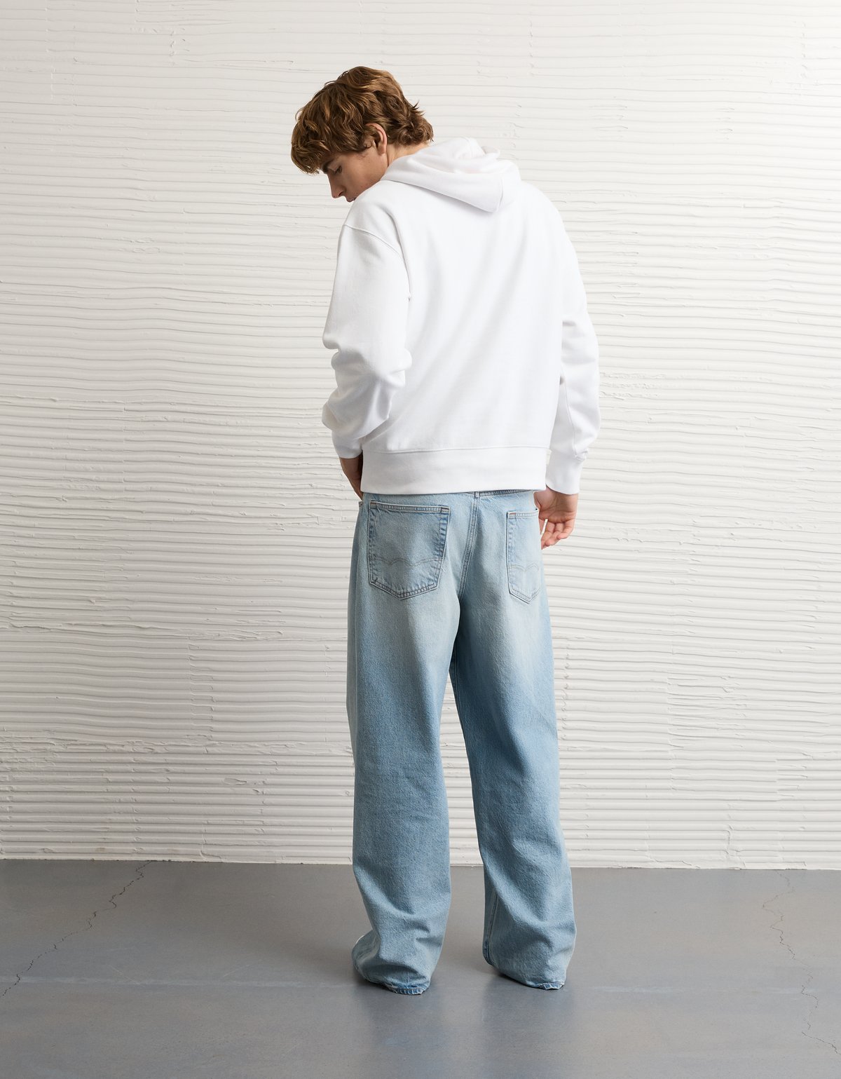 AE Laidback Luxe Heavyweight Hoodie - image 2