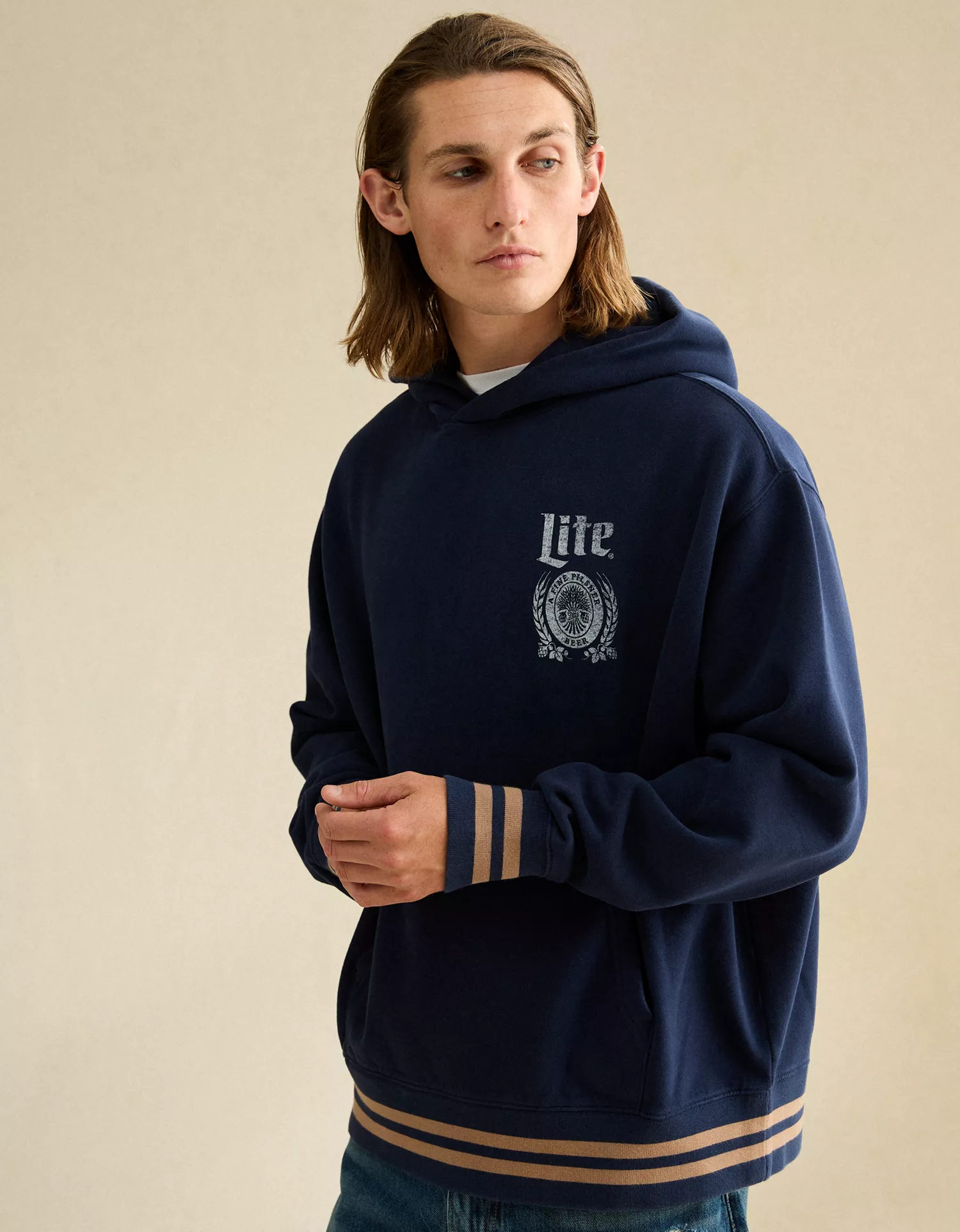 AE Laidback Luxe Miller Lite Graphic Hoodie - thumbnail 9
