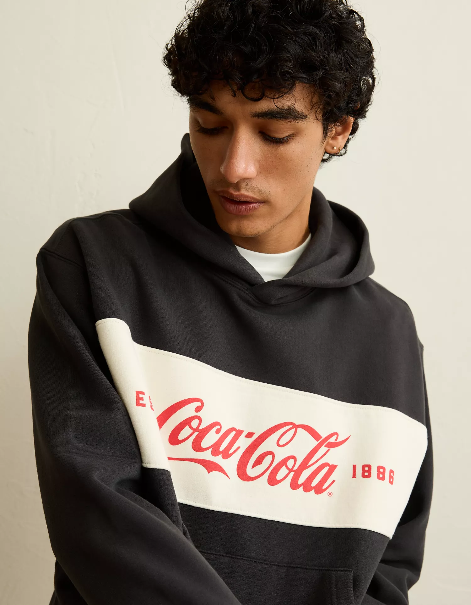 AE Laidback Luxe Coca-Cola Graphic Hoodie - thumbnail 4