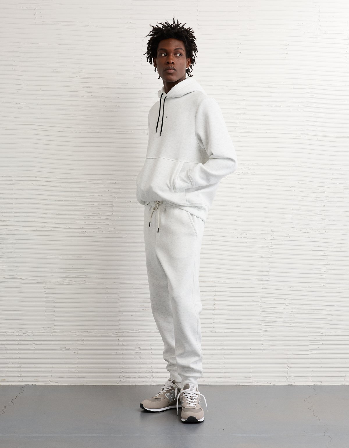 AE 24/7 Hoodie - image 5
