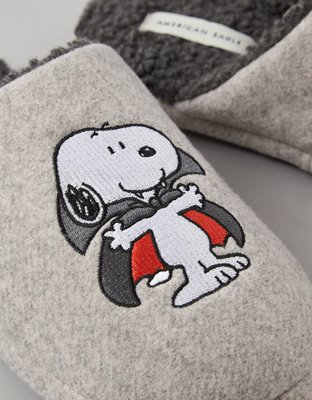 AE Halloween Snoopy Fleece Slipper