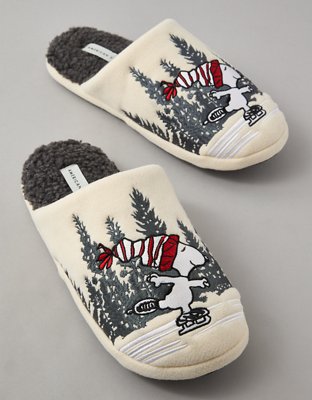 AE Holiday Snoopy Fleece Slipper