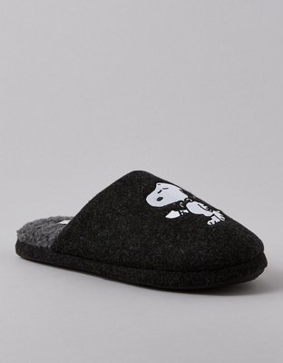 AE Snoopy Slipper