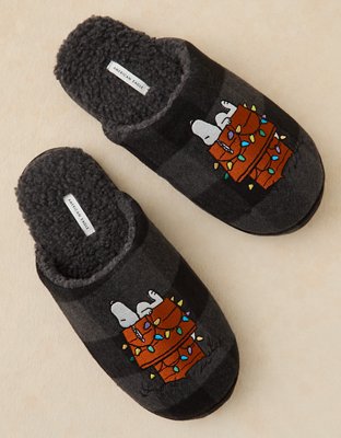 AE Snoopy Slippers