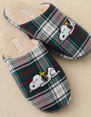 AE Snoopy Slipper