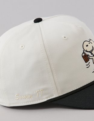 AE Snoopy Retro Hat | American Eagle display picture 1