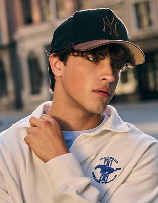 '47 New York Yankees Black Barren Corduroy Snapback Hat