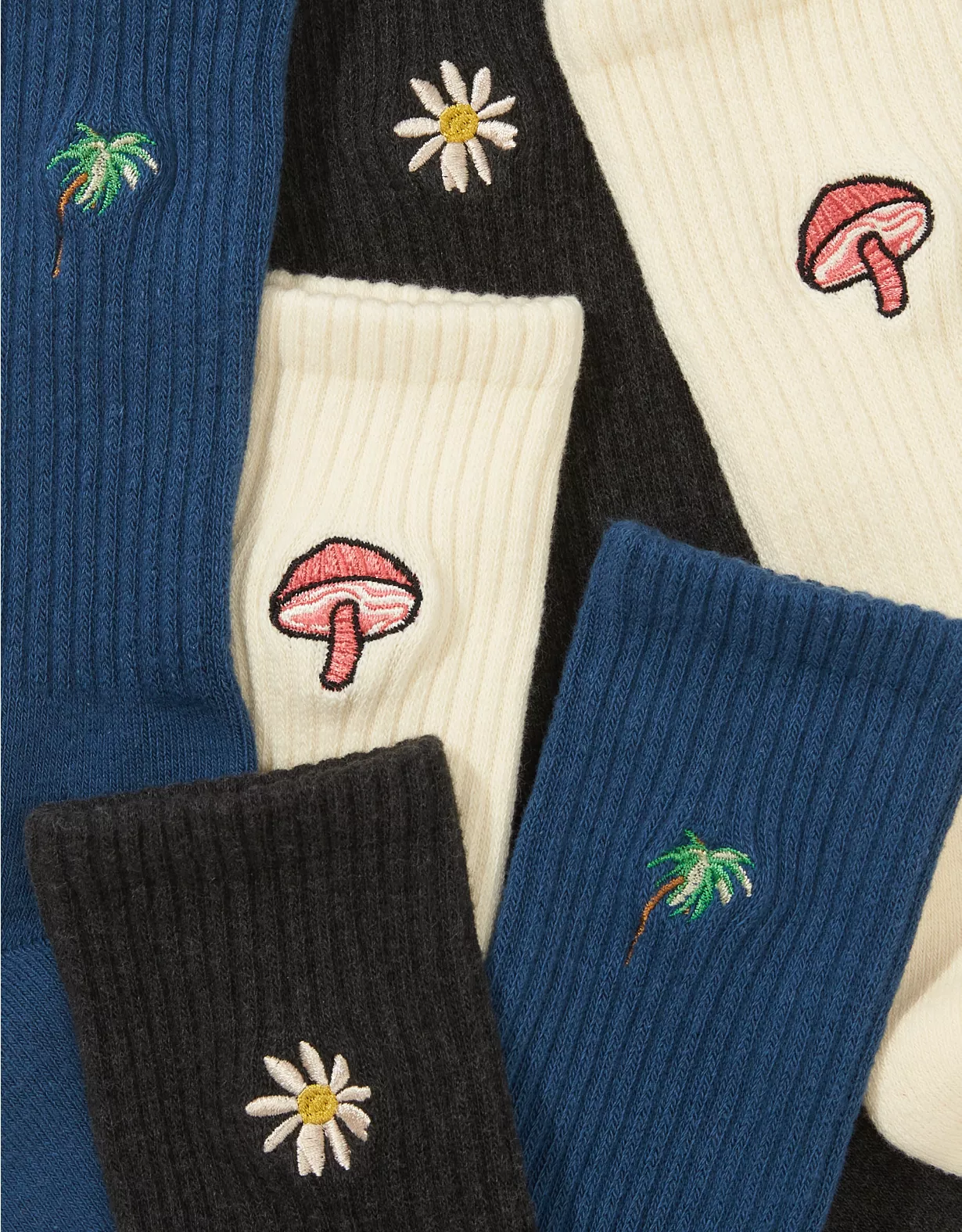 AE Embroidered Logo Crew Sock 3-Pack