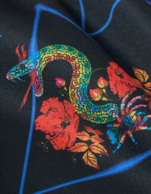 Мужские брюки American Eagle AEO Men's Neon Snakes Satin Pocket Boxer Short — фото 2