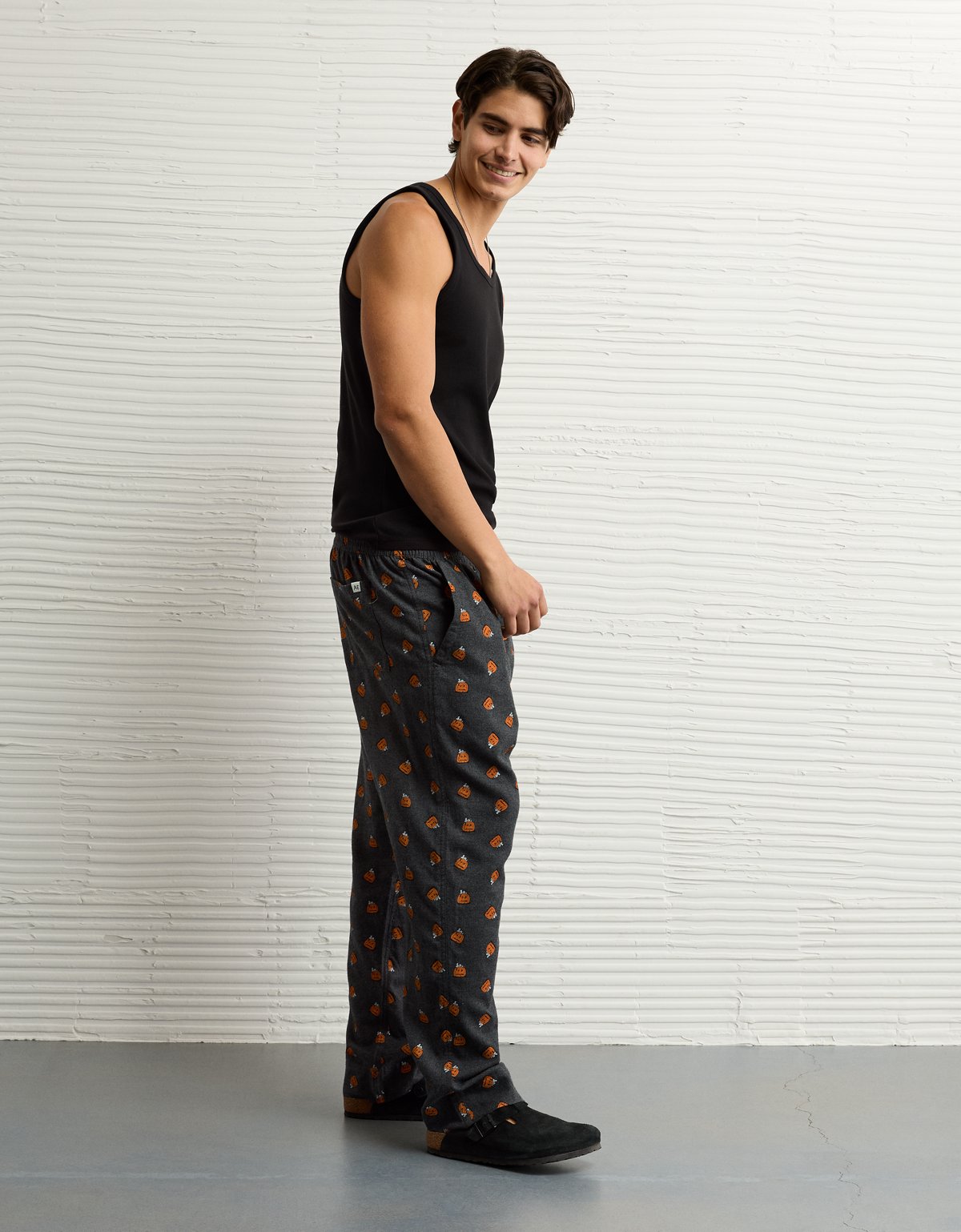 AE Snoopy Halloween Flannel Pant - image 5