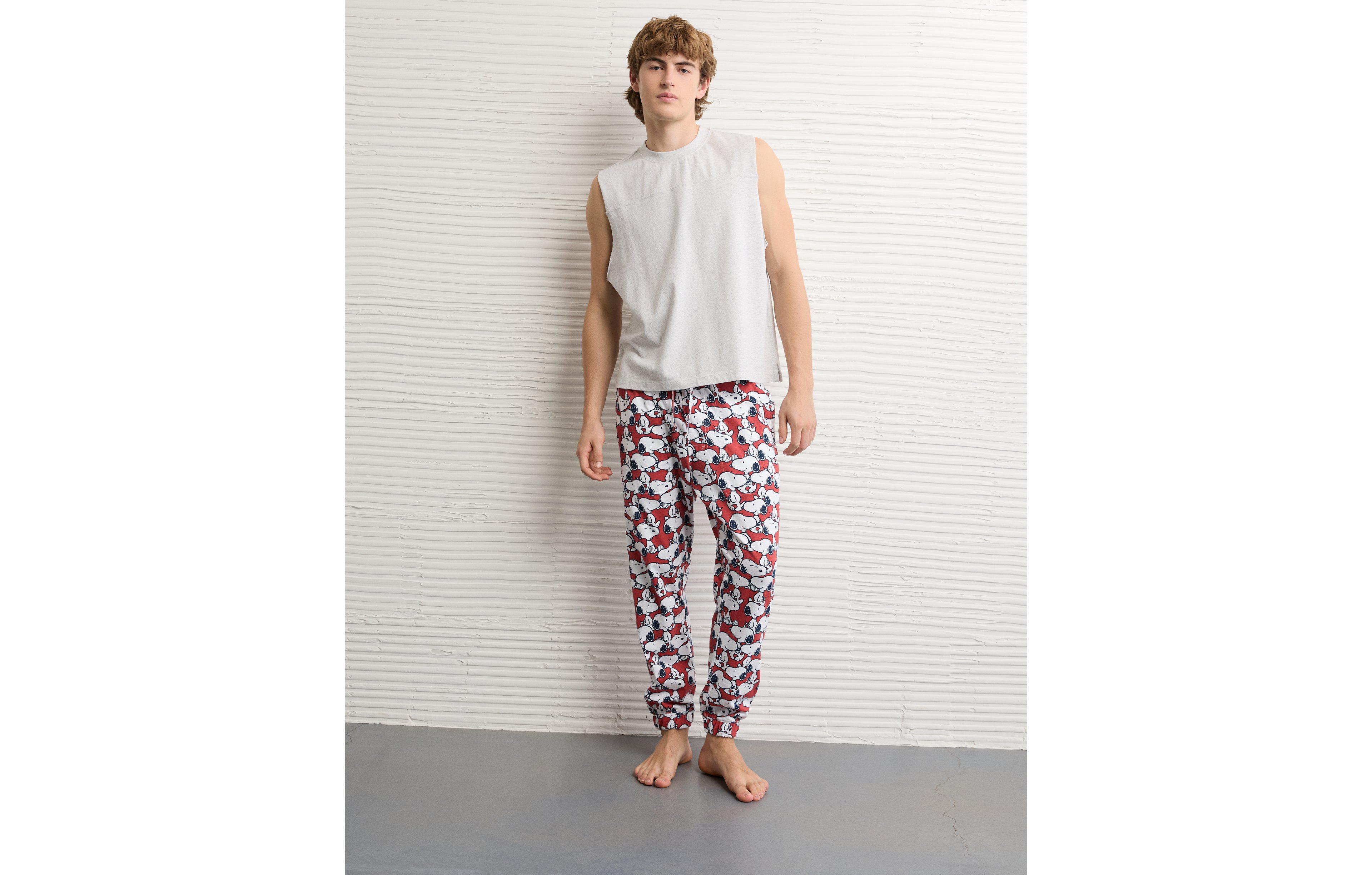 AE Valentine's Day Snoopy Jogger Pant