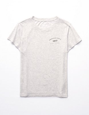 T-shirt con gráfico de la marca AE