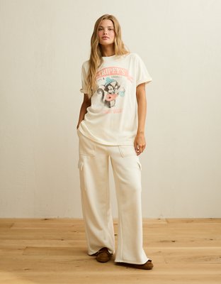 AE Oversized Holiday Graphic Tee