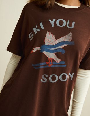 AE Oversized Holiday Graphic Tee