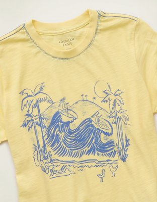 AE Surf Graphic Shrunken Tee