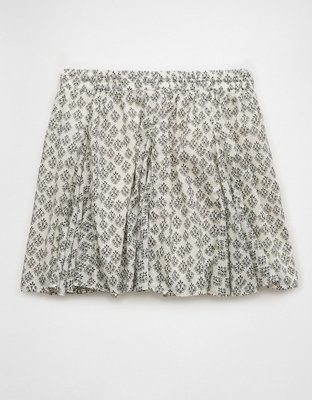 AE High-Waisted Ruffle Mini Skirt