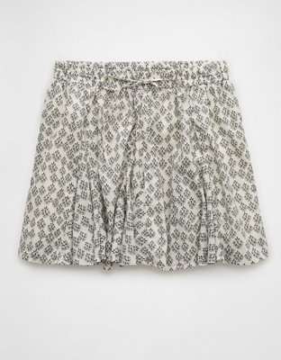 AE High-Waisted Ruffle Mini Skirt