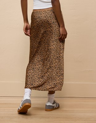 Женские юбки American Eagle AE High-Waisted Satin Midi Slip Skirt — фото 2