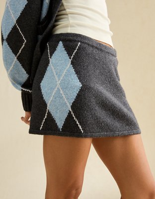 AE Low-Rise Sweater Micro Skirt