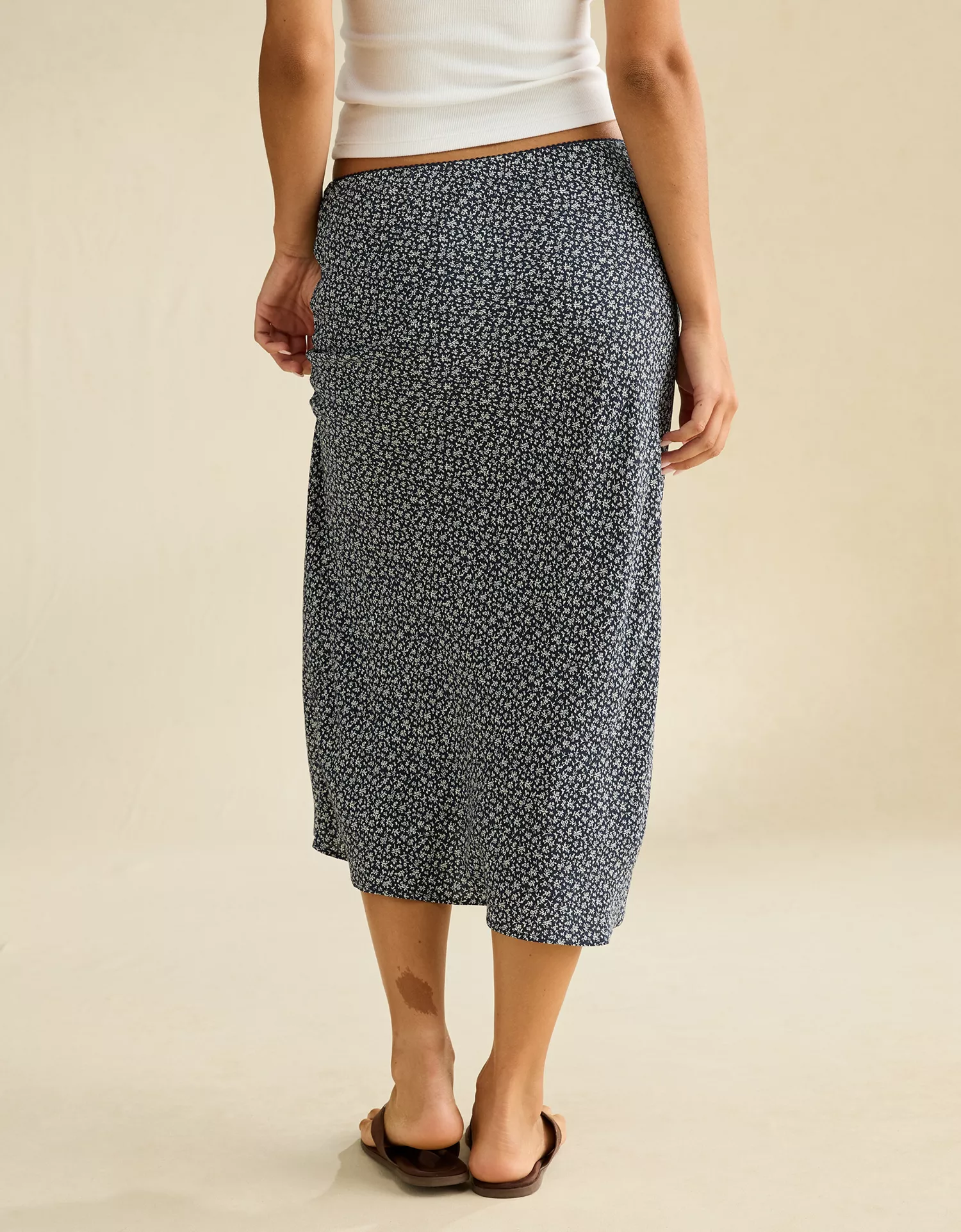 AE Low-Rise Slip Midi Skirt - thumbnail 2